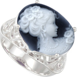 6.3 Carat Black Agate Cameo Ring in Sterling Silver Filigree.