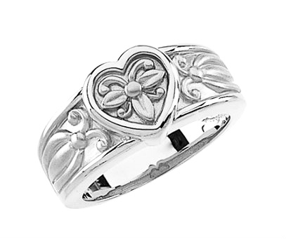 Engraved Heart Design Ring, 6.5mm 14k White Gold.