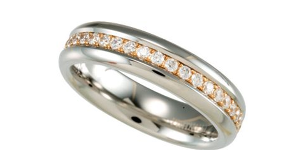 Titanium 14K Yellow Gold Inlay CZ Bevelled Band