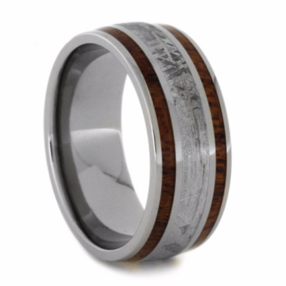 Meteorite and Mahogany Wood Inlay 9mm Comfort-Fit Polished Titanium Band. 