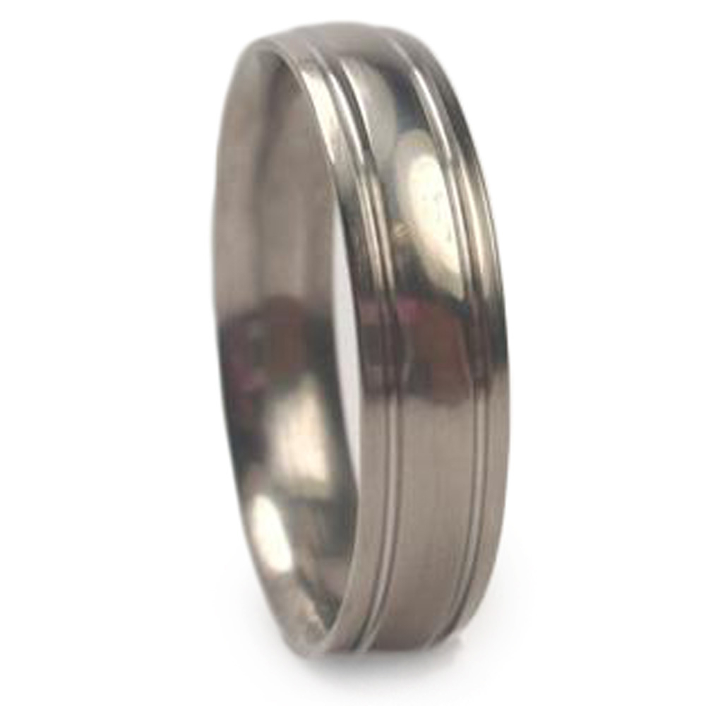 Titanium Grooved Pinstripe 6mm Comfort Fit Polished Titanium Band. 