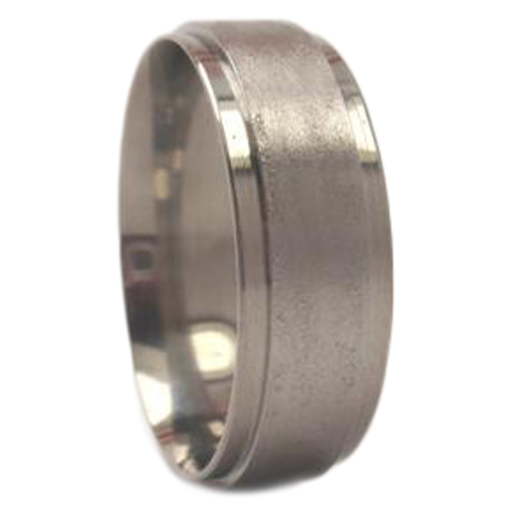 Polished & Frosted Inlay 6mm Comfort Fit Polished Titanium Wedding Band. 