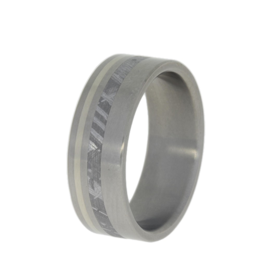 Gibeon Meteorite, 14k White Gold Pinstripe Inlay 8mm Comfort Fit Matte Titanium Band. 