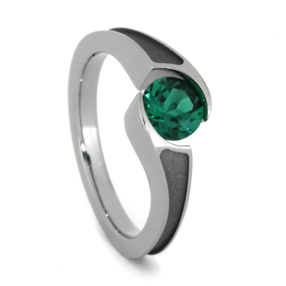 Emerald with Sandblasted Titanium 7mm Comfort-Fit Polished Titanium Ring. 