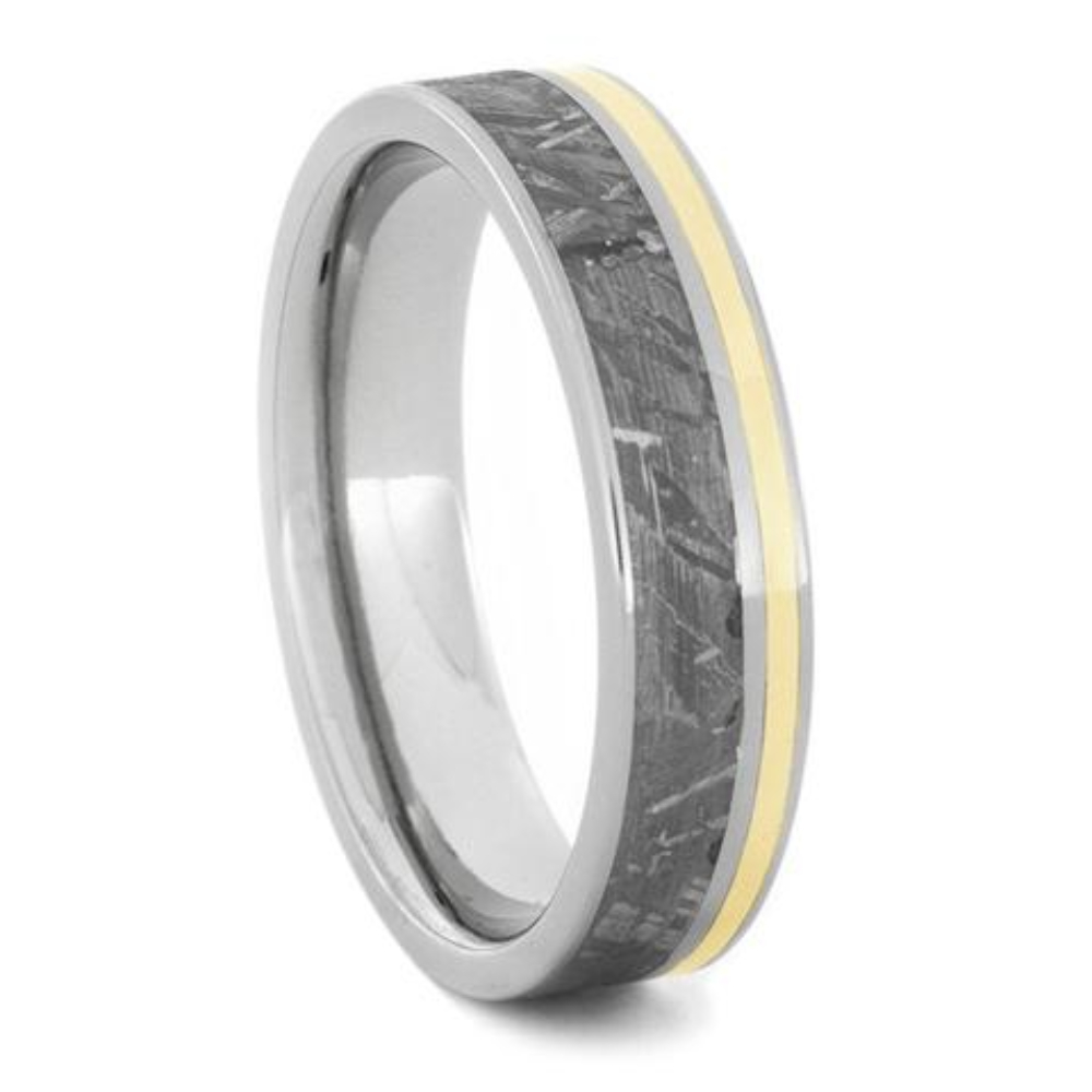 Gibeon Meteorite, 14k Yellow Gold Pinstripe 5.5mm Titanium Comfort-Fit Band