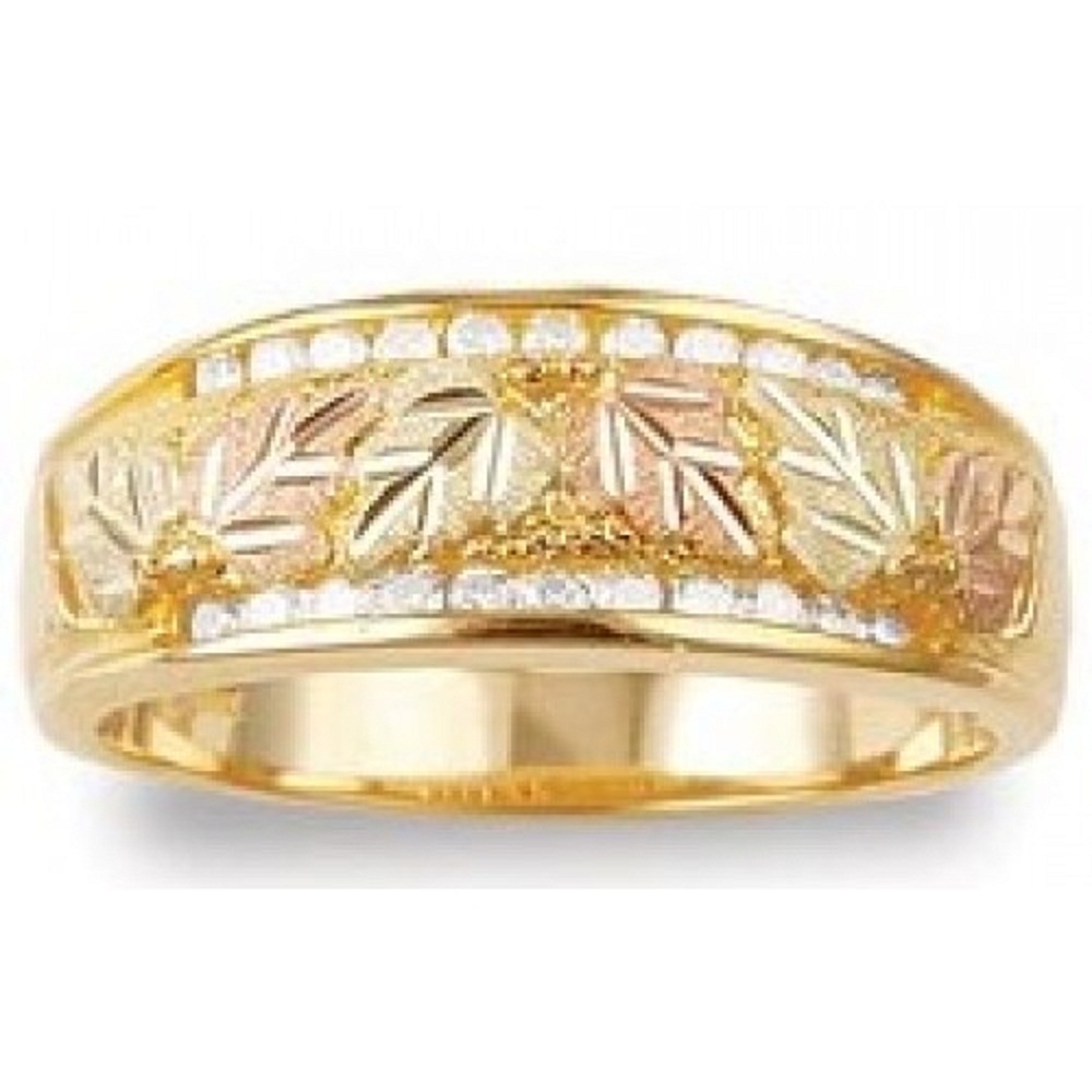 10k Yellow Gold Women's Ring with Black Hills Gold motif. 